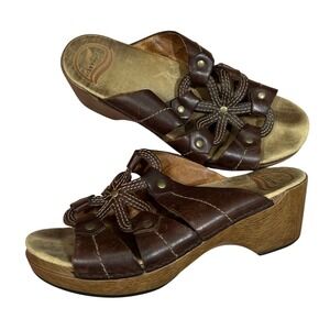 Y2K Brown Leather Wooden Floral Cutout Slide Wedge Clog Sandals Womens 7.5 Boho
